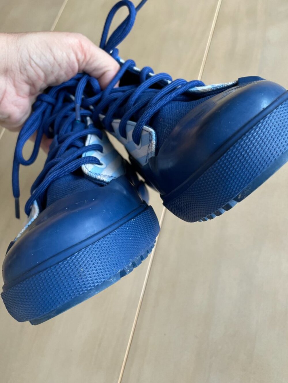 Entire Closet $5! Hunter for Target Kids Dipped Canvas High Top Sneakers - Picture 8 of 11